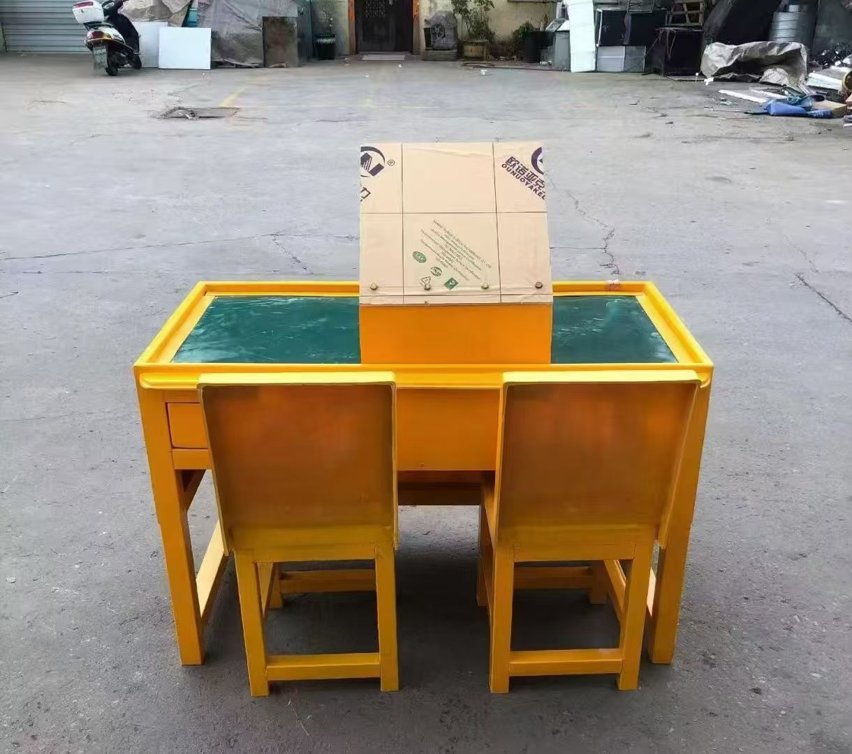 林周防静电导通桌井下煤矿火工品发放桌：危险品流转的安全守护者